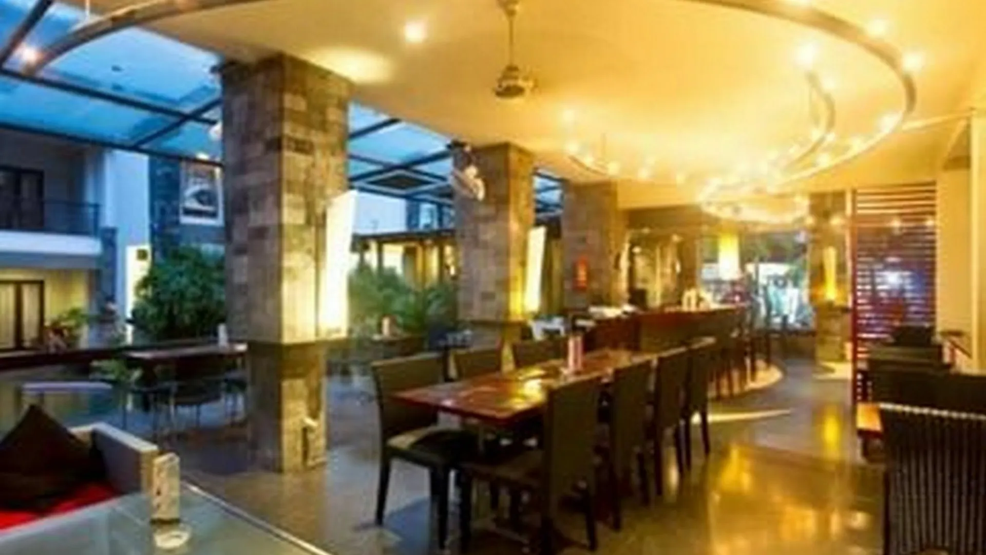 *** Hotel Nida Rooms Padma Kuta Badung Seminyak  Indonesia